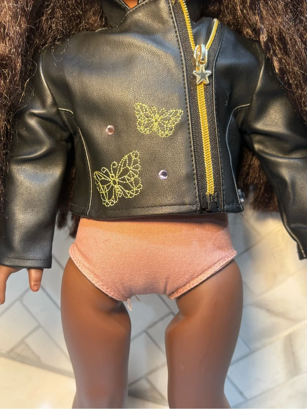American Girl Doll  18” World by Us Makena Williams w/Original Black Jacket